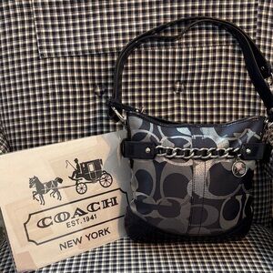 Coach optic metal signature C Black and Silver Shoulder Bag